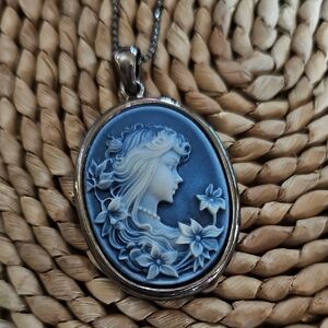 Elegant Blue Cameo Necklace